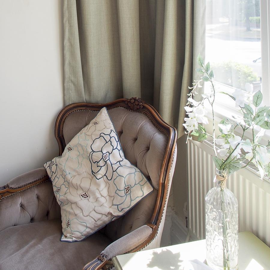 Leaded Light Guest House Solihull Esterno foto