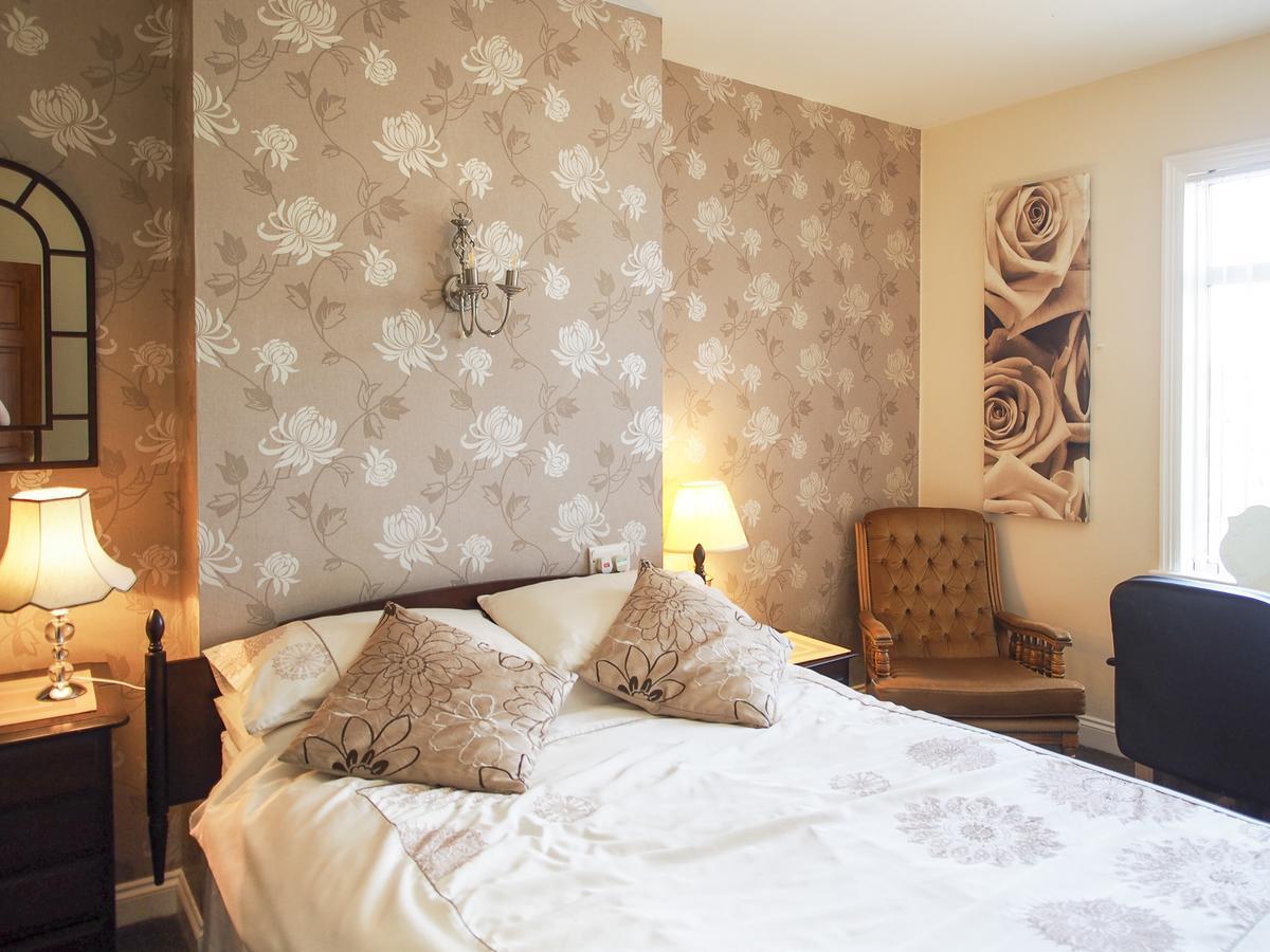 Leaded Light Guest House Solihull Esterno foto